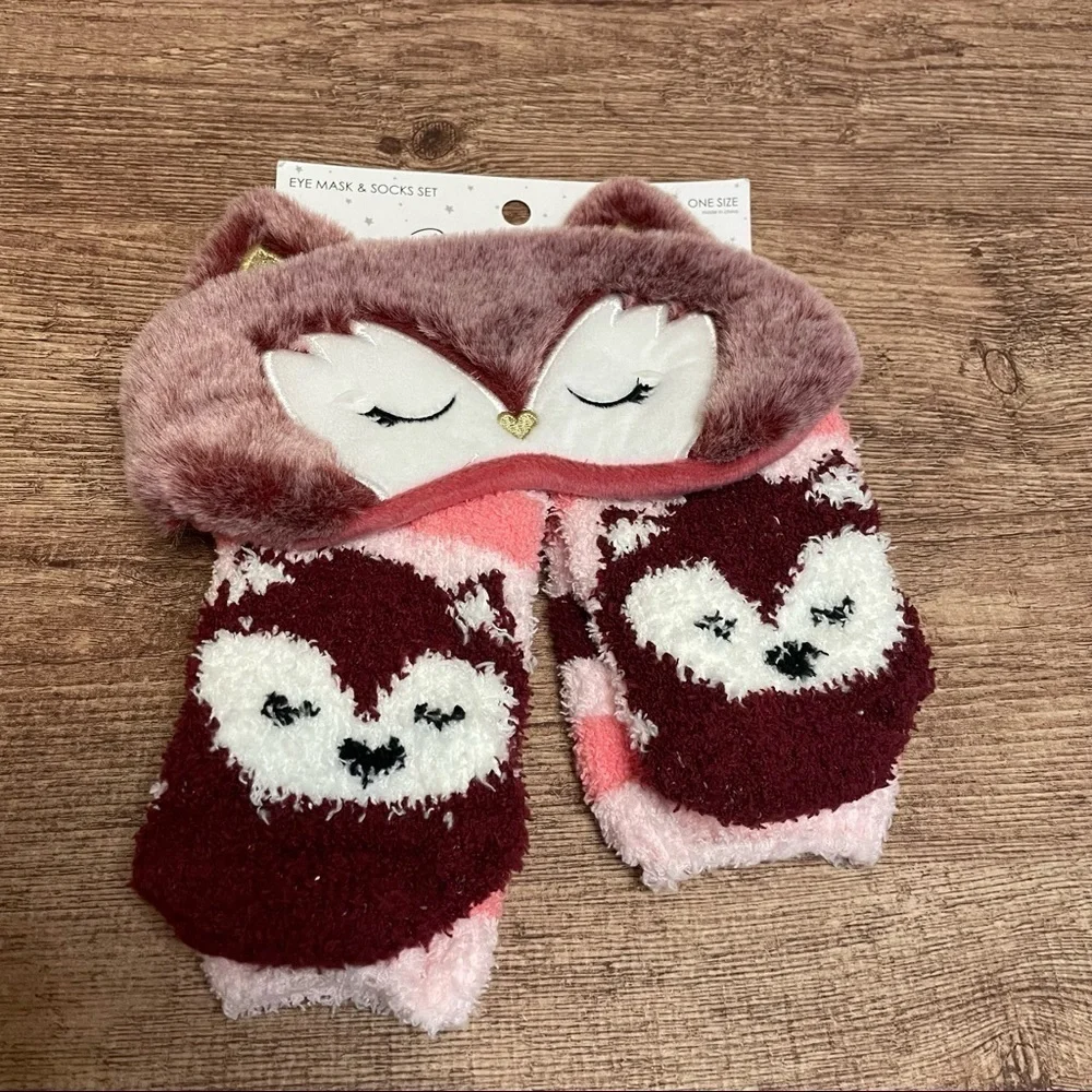 NWT Fuzzy Socks & Sleep Mask Set